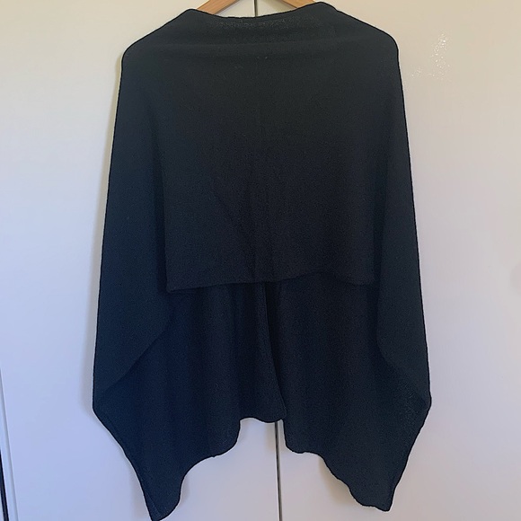 Black Cozee Cashmere poncho sizeM/L - Picture 1 of 5